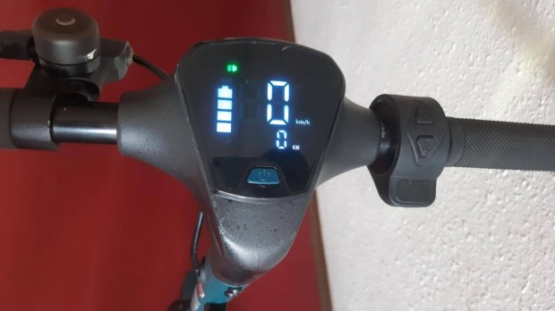 Soflow SO3 2.GEN. elektromos roller nagy nyomatékú