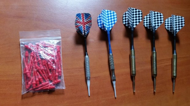 Soft, steel darts nyilak -16 gr + manyag hegyek + pl