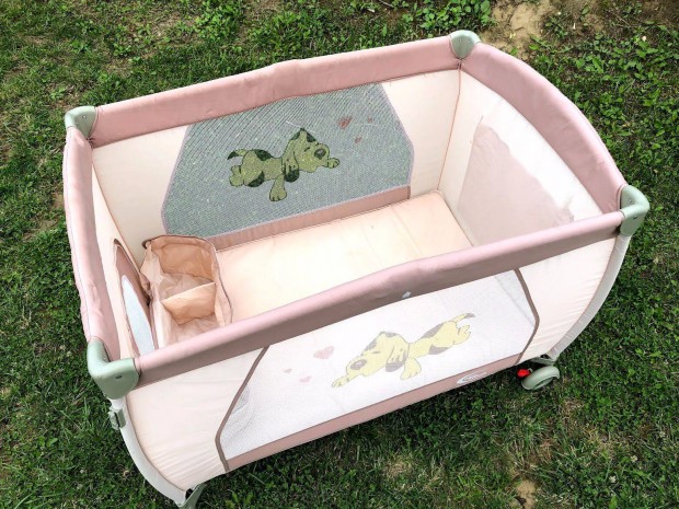 Sohasem használt Mama Kiddies utazóágy kutyusos mintával