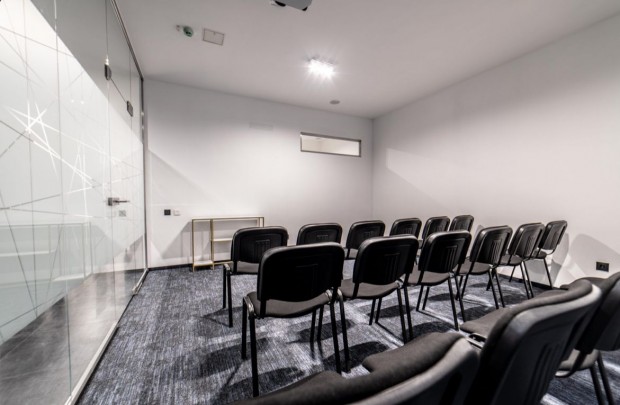 Sokoldal�an haszn�lhat� kreat�v t�r Budapest sz�v�ben  st�di�,