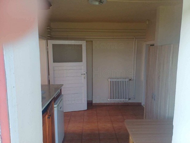 Sokoldal�an hasznos�that� ipari ingatlan nagy telekkel-ELAD�-k�zel