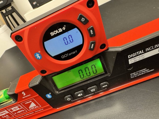 Sola GO! Smart mágneses vízmérték 8 cm, Bluetooth