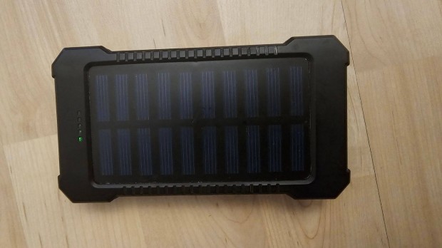 Solar powerbank-Hordozhat napelemes tlt