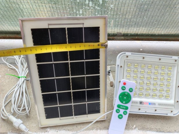 Solar reflektor távirányitóval , erős fényü