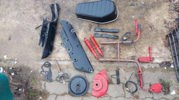 Solo nmet vetern kis motor alkatrszek egyben gls foxpost