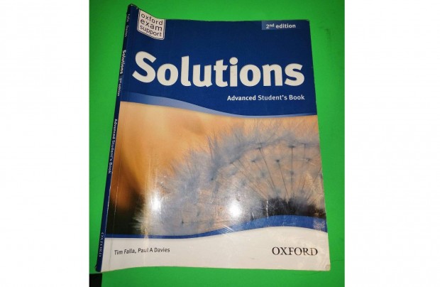 Solutions knyv angolul