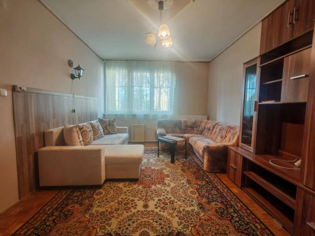 S�lyom utc�ban, f�ldszinti alacsony rezsij� garzonlak�s