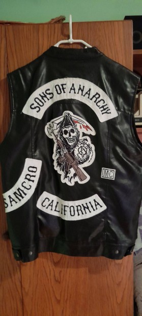 Sons of Anarchy mellny + baseball sapka