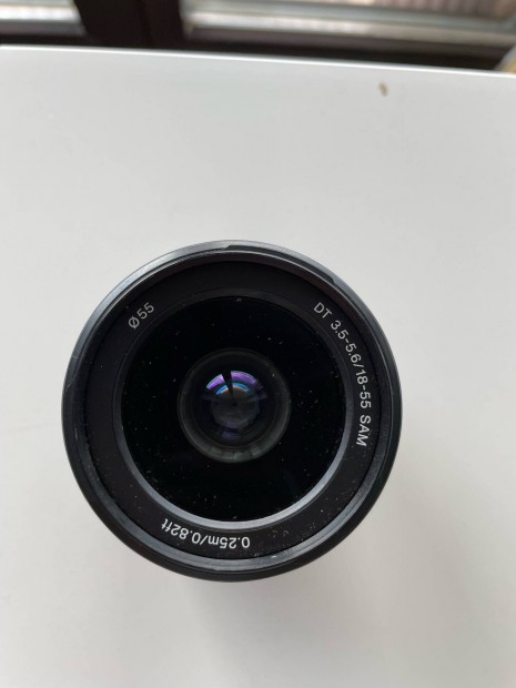 Sony 18-55mm lens 3.5-5.6 SAM