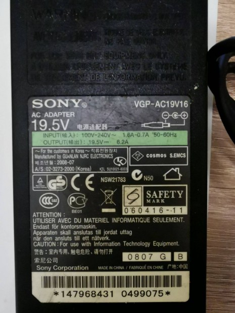 Sony 19.5 V / 6.2A , 120W-os laptop tpegysg !!