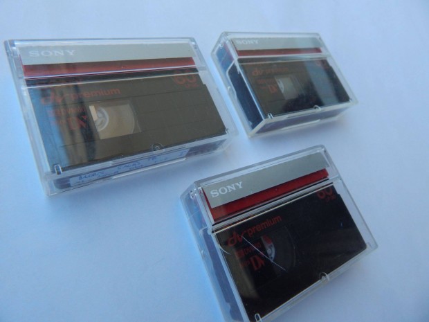 Sony 3 Db Mini DV Kazetta szettben
