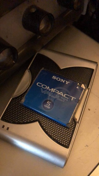 Sony 5GB micro drive olvasóval 