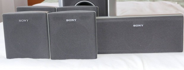Sony 5.1 hzimozi hangfalak mlynyomval plusz a kbelek