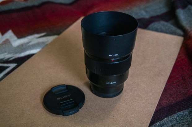 Sony 85mm f1.8 FF