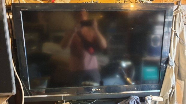 Sony 94cm lcd tv elad