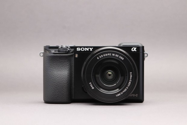 Sony A6000 vz + Sony E 16-50mm PZ OSS objektv 16803 exp / Fnyrtk