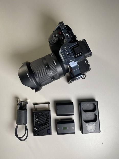 Sony A7 IV + Falcam Cage + ht ventilltor
