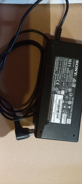 Sony Acdp-100D03 LED TV hlzati adapter 19,5V 5,2A