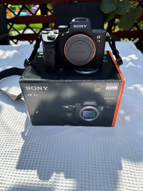 Sony Alpha 7III