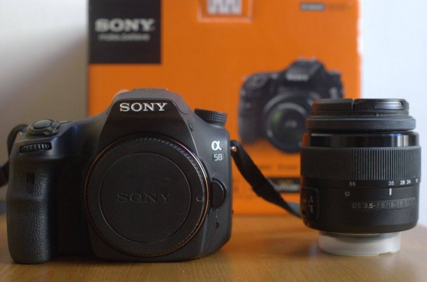 Sony Alpha SLT-A58 + 18-55 SAM II kit (Sony a58)