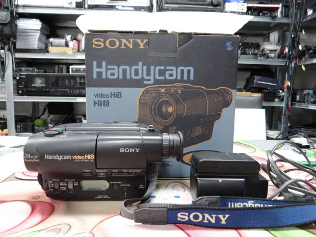 Sony CCD-TR780E Videohi8 Videokamera Újszerű!!!