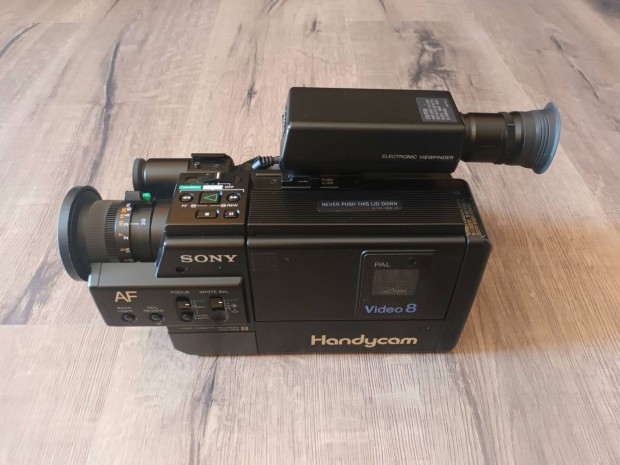 Sony CCD-V30E Handycam Videkamera