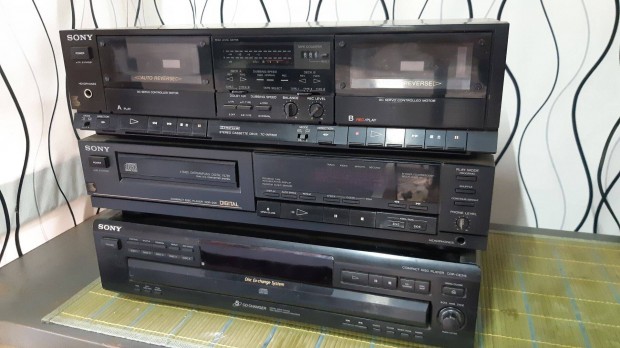 Sony CDP-250 Compact Disc Player (1988-89)