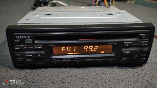 Sony CDX-5092 retro CD Rádió