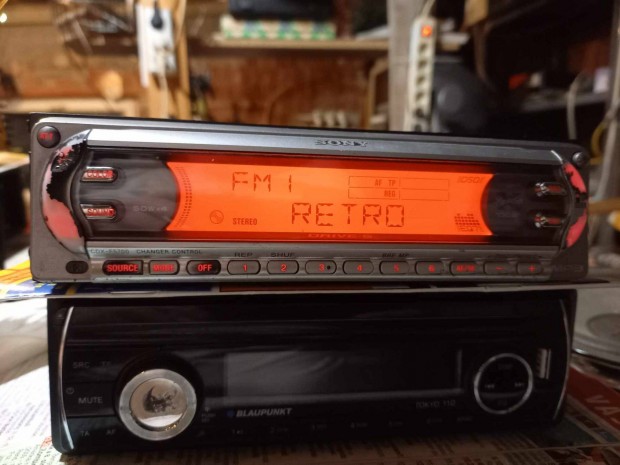Sony CDX-F5700 típusú autórádió
