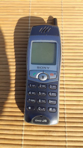 Sony CMD j6 mobiltelefon