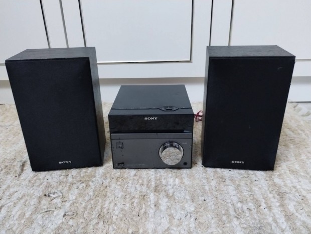 Sony CMT-S40D hifi hangfalakkal AUX bemenet s rdival