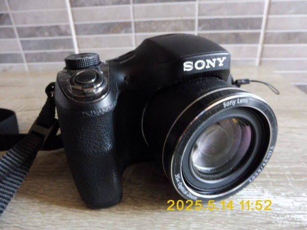 Sony DSC-H300 Digitális Fényképezőgép 20.1Mpixel
