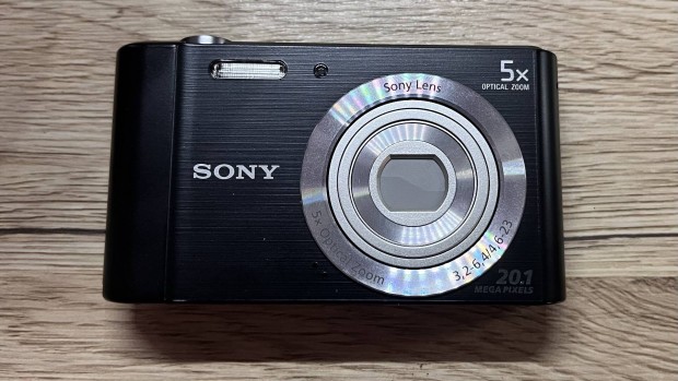 Sony DSC W800B fnykpezgp 20 MP, 16 Gb microsd, tok