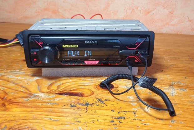 Sony DSX-A210UI okostott BLUETOOTH-os USB-s 455W-os autrdi