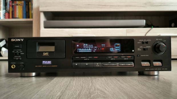 Sony DTC-690 DAT magn 