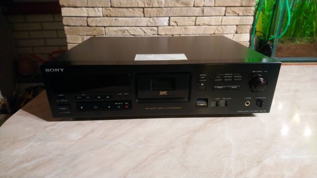 Sony DTC-790 DAT deck magndeck 