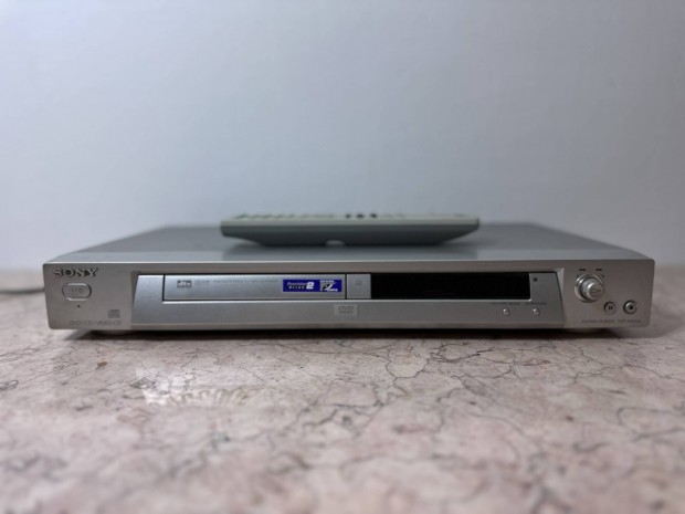 Sony DVP-NS305 DVD CD lejtsz ezst szn tvval