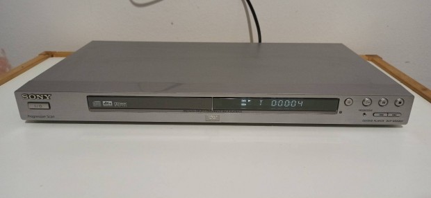 Sony DVP-NS590P DVD lejtsz 