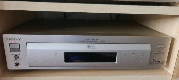 Sony DVP-S7700 CD/DVD player