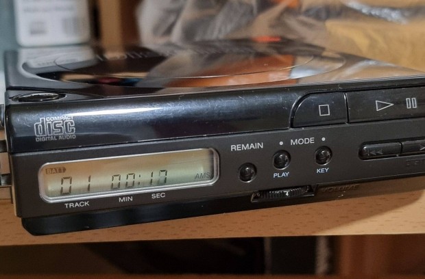 Sony D-30 discman elad!