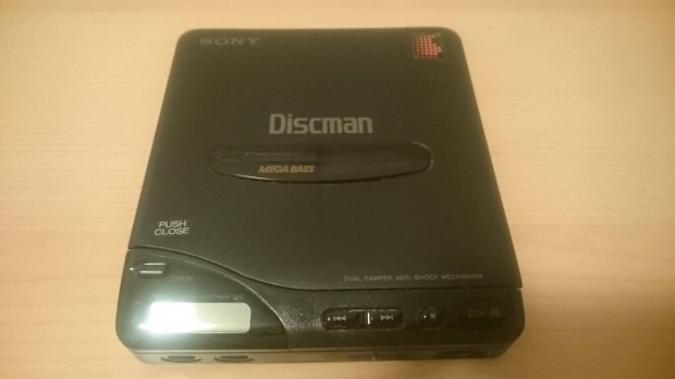 Sony D-66 vintage discman, hordozhat CD lejtsz