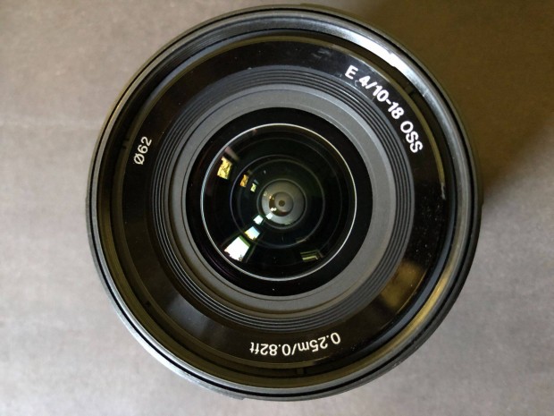 Sony E 10-18mm f/4 OSS objektv