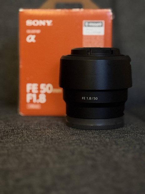 Sony E 50mm f/1.8