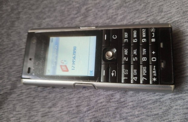 Sony Ericsson V600i krtyafggetlen mobiltelefon szp llapotban elad