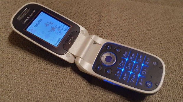 Sony Ericsson Z310i - Telenor, Yettel