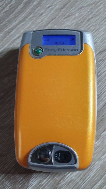 Sony Ericsson Z600 - fggetlen, angol nmet mens