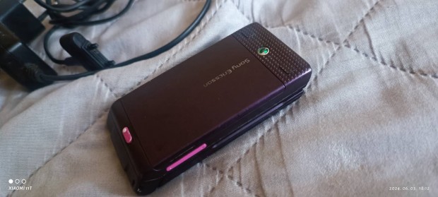 Sony Ericsson w380 walkman mobil.Kivl hibtlan llapotban. Yettel 