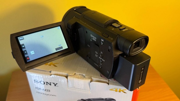 Sony FDR AX33 videokamera