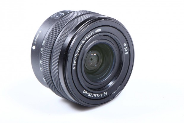 Sony FE 28-60 mm 4-5.6 objektv 