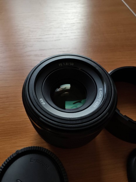 Sony FE 50F1.8